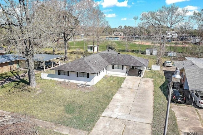 Photo - 1455 Marilyn Dr House