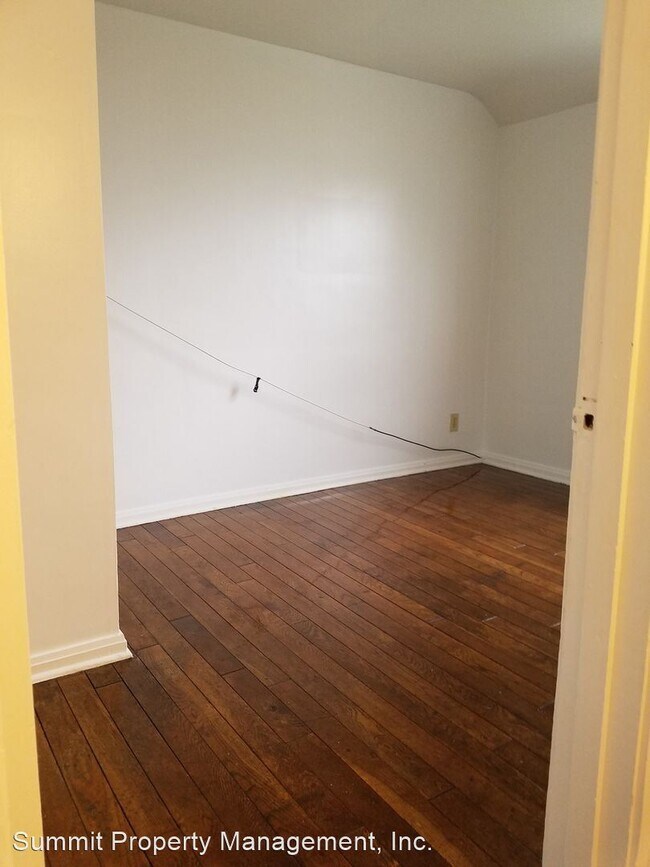 Building Photo - 2 br, 1 bath House - 887 Fahs St.