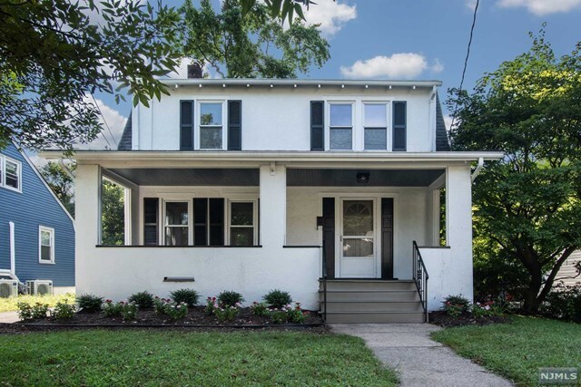 Primary Photo - 235 Lakeview Dr