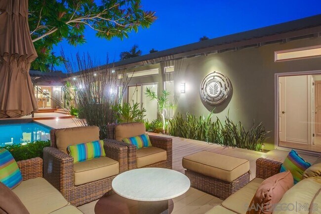 Building Photo - 4622 Rhode Island St