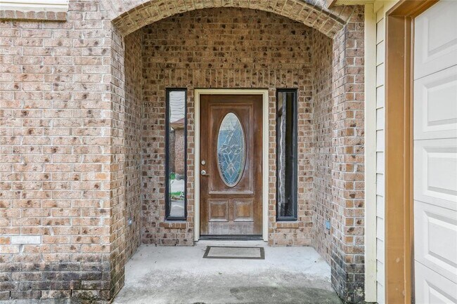 Building Photo - 8409 Furness Dr