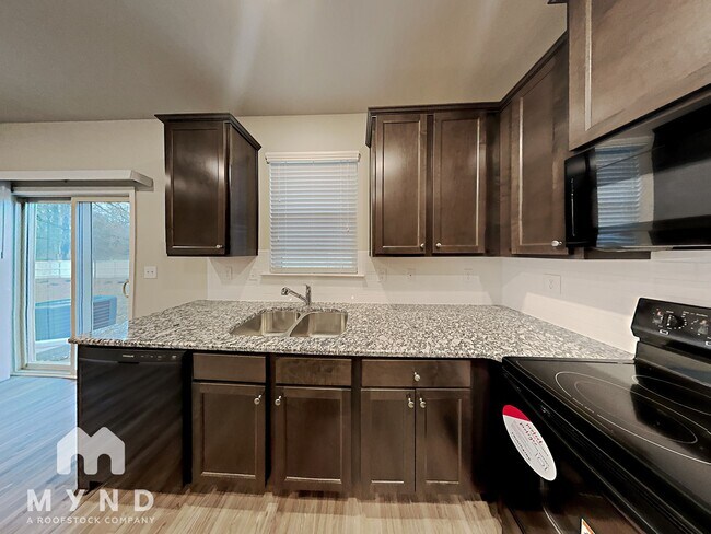 Building Photo - 3413 Sumersbe court