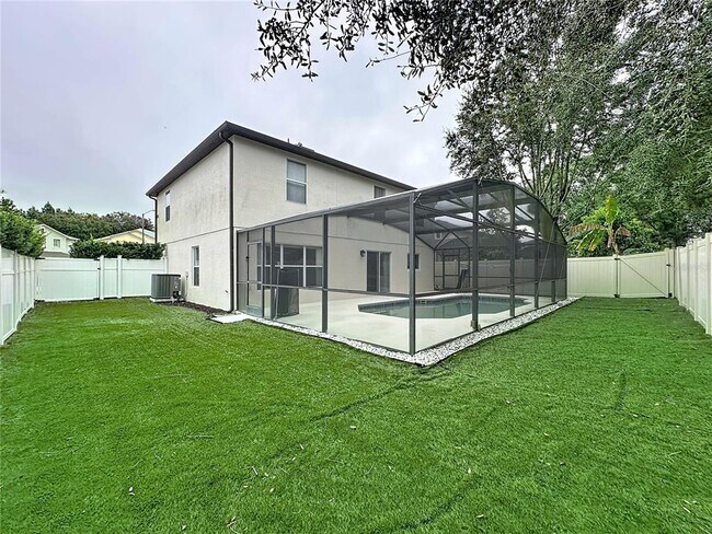 Foto del edificio - 16748 Sunrise Vista Dr