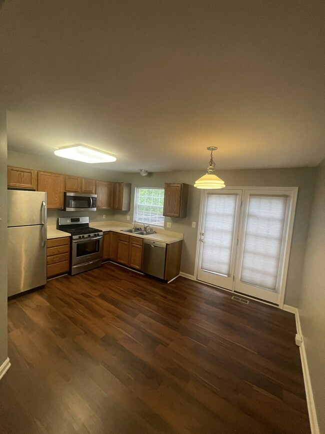 Building Photo - 1778 Tiger Lily Cir