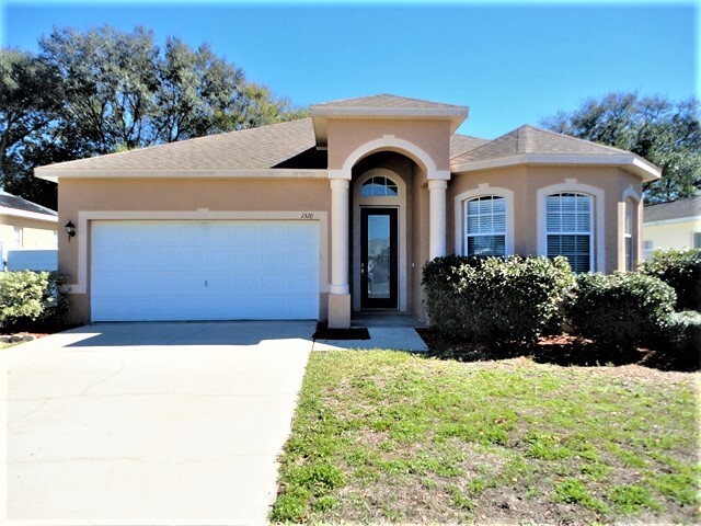 Foto principal - 1510 Canoe Dr