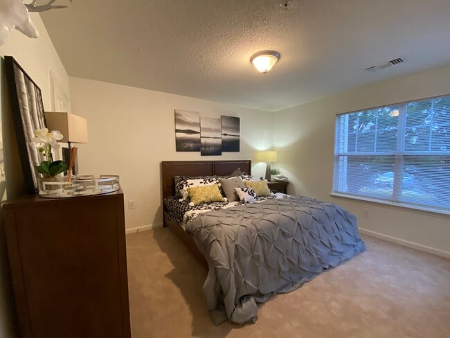 Building Photo - The Abbey & Devon at South Riding