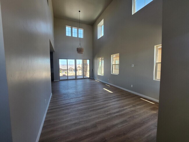 Building Photo - 1341 River Boat Dr