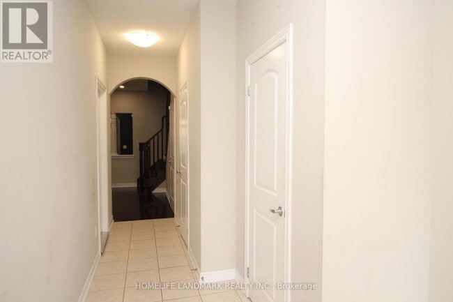 Building Photo - 404 Lady Nadia Dr