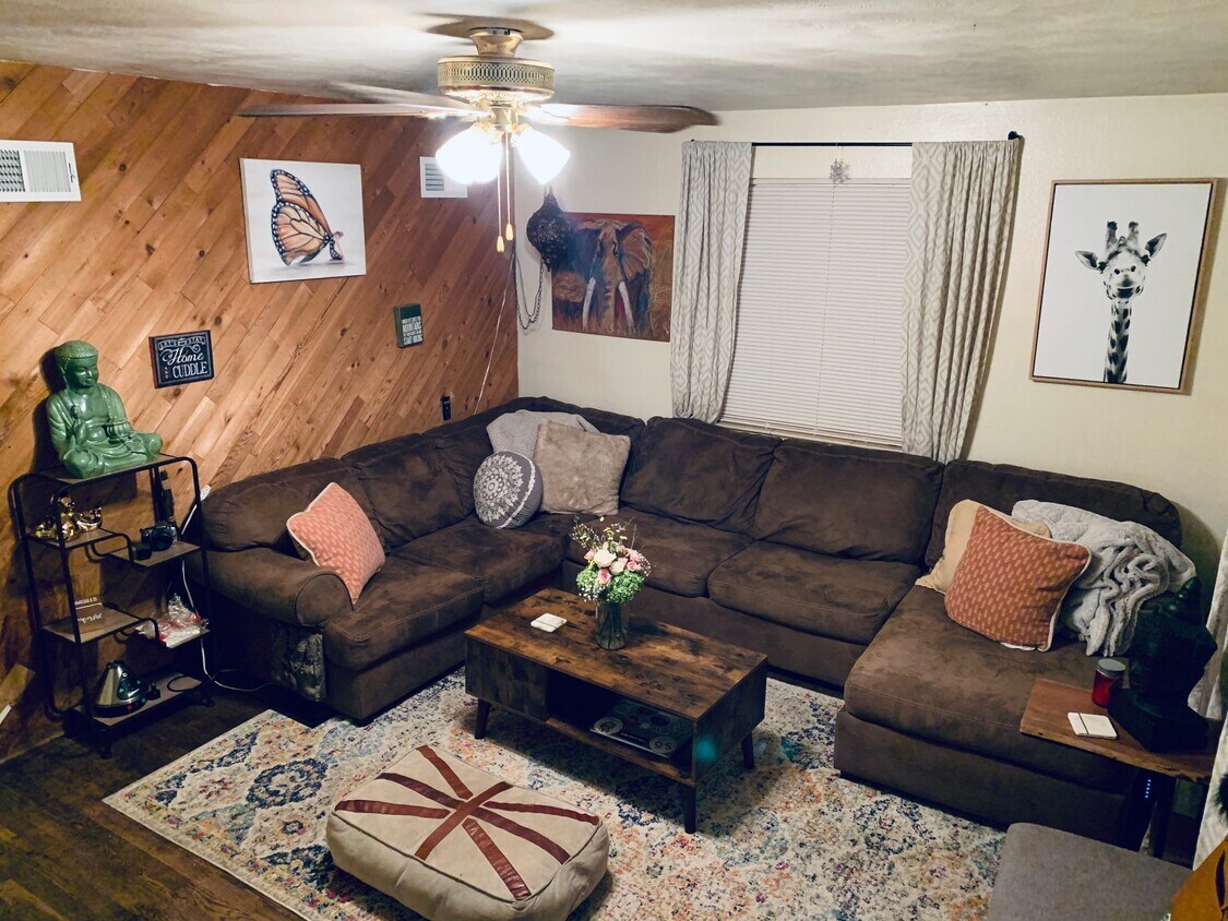 Primary Photo - 875-877-877 18th St