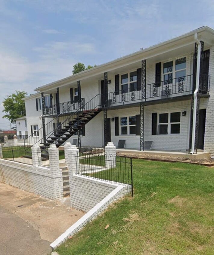 Foto principal - 135 S Jefferson St