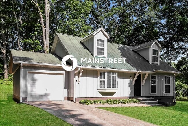 Building Photo - 4 Bedroom Pet-Friendly Home in GAINESVILLE...