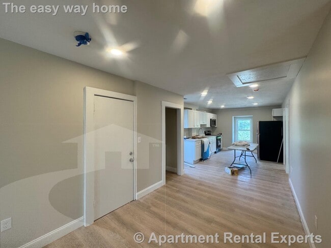 Photo - 72-74 Washington St Unit #8 Apartment