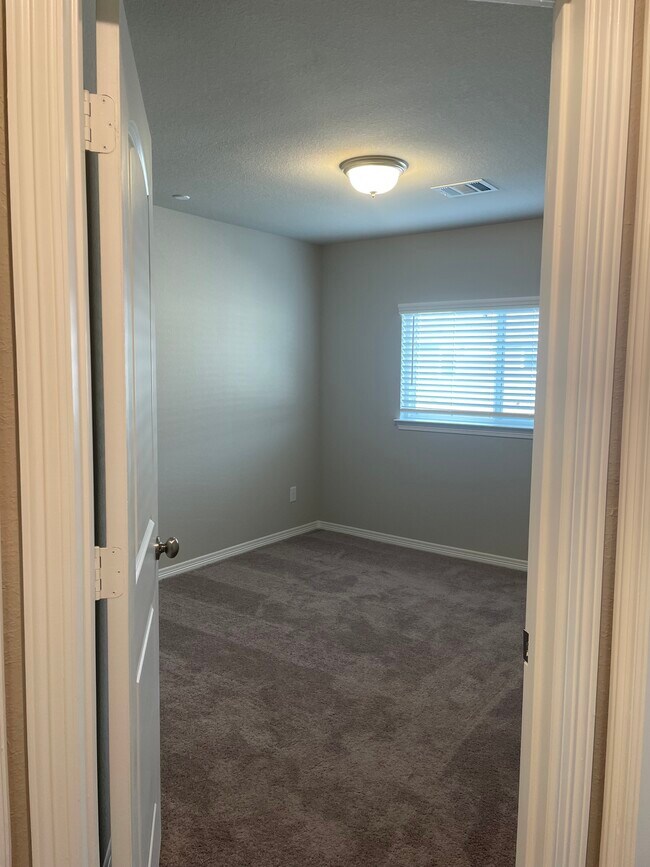 8036 Scanlan Trl, Sienna Plantation, TX 77459 Townhome Rentals in