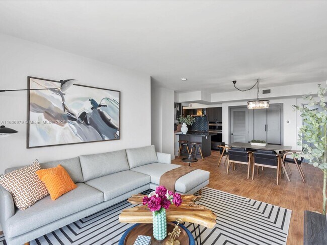Foto del edificio - 5077 NW 7th St
