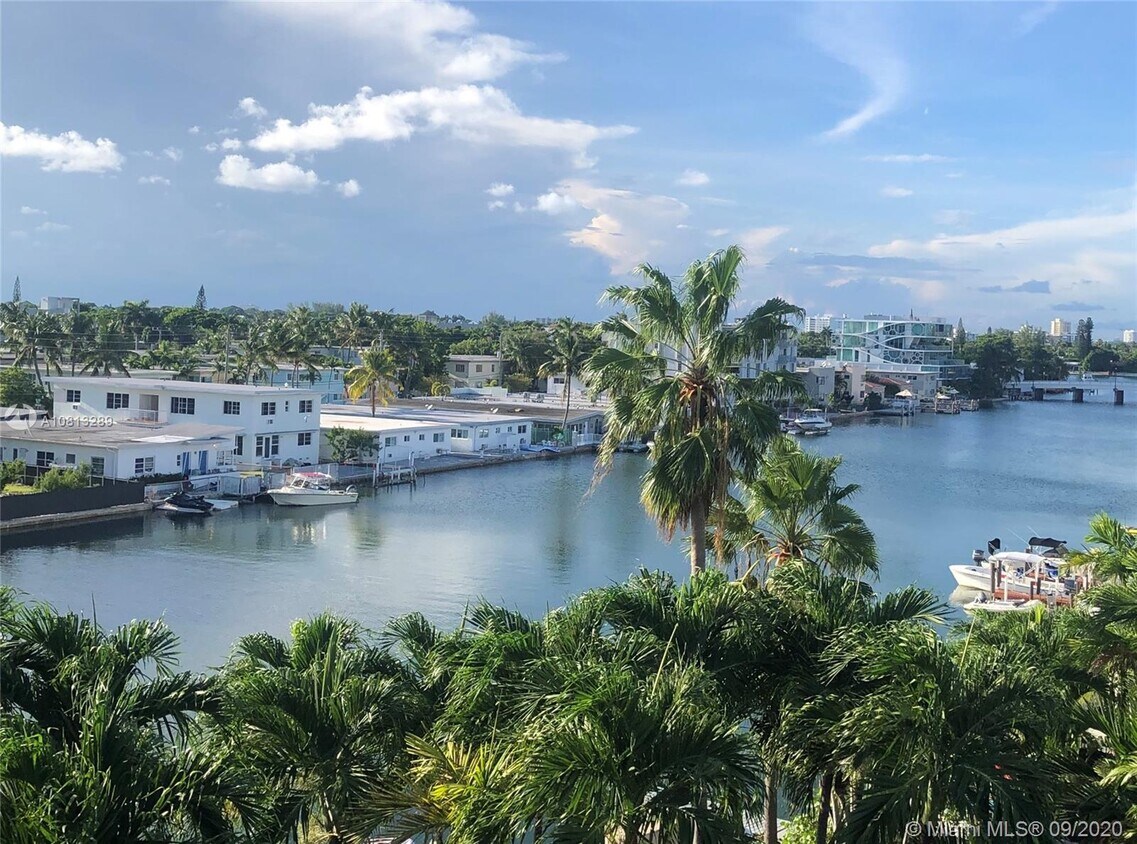 8100 Byron Ave Unit 508, Miami Beach, FL 33141 Condo for Rent in