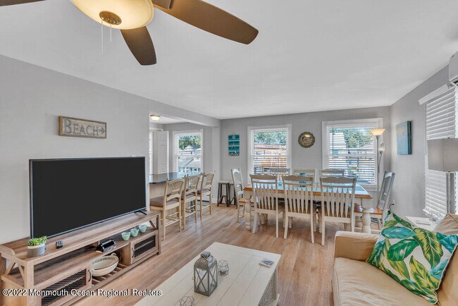 Foto del edificio - 1226 1/2 Briarwood Rd-