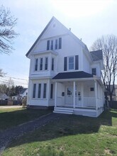 Building Photo - 442 Washington St
