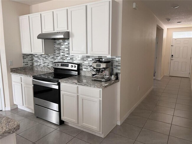 Foto del edificio - 609 Bernard Ln