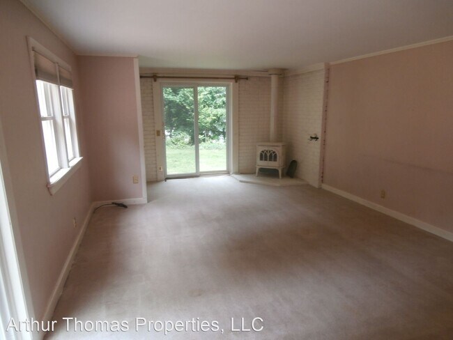 Foto del edificio - 3 br, 2 bath House - 14 Garden Lane