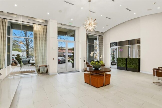 Building Photo - 250 Pharr Rd NE