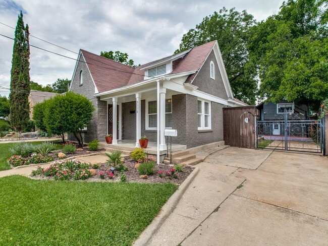 Building Photo - 5118 Stoneleigh Ave