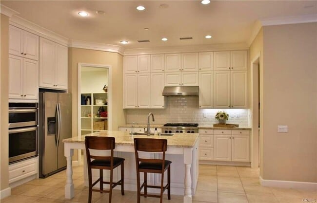 Foto del edificio - 73 Pinetree, Irvine, CA 92620 - 4 BR 3.5 B...