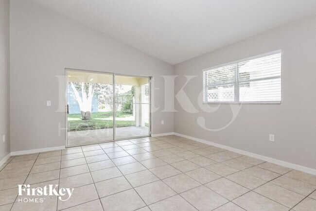 Foto del edificio - 3028 Goodrick Ln