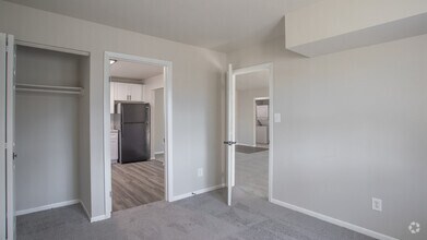 2BR,1BA,-915SF - Pines of York