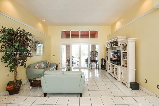 Foto del edificio - 7469 SW 168th Ter