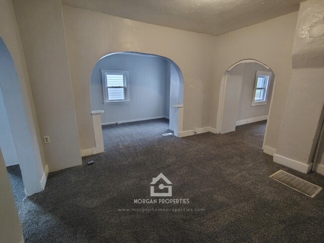 Building Photo - 1723 Morton St