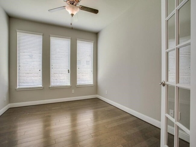 Building Photo - 6350 Culverdale Ln