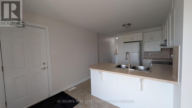 Building Photo - 507A Chapman Mills Dr