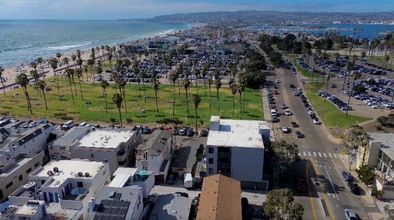 Building Photo - 747 San Fernando Pl