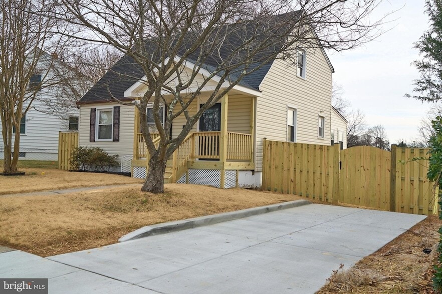 Photo - 2802 Urbana Drive Unit