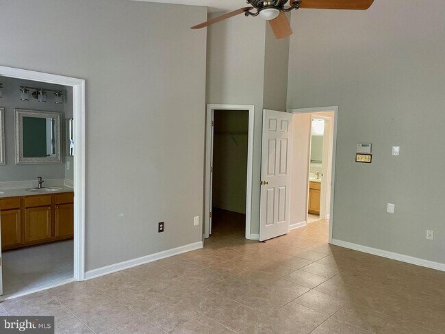 Building Photo - 6058 Signal Flame Ct