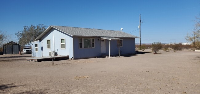 Building Photo - 580 N Mesquite Ln