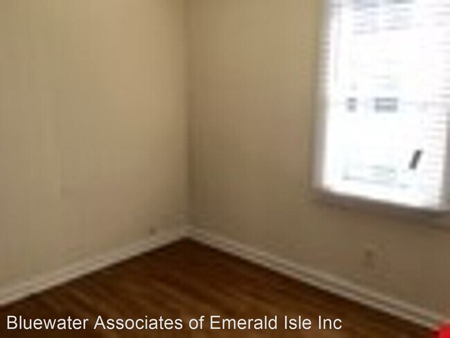 Building Photo - 3 br, 1 bath House - 410 Marsh Street