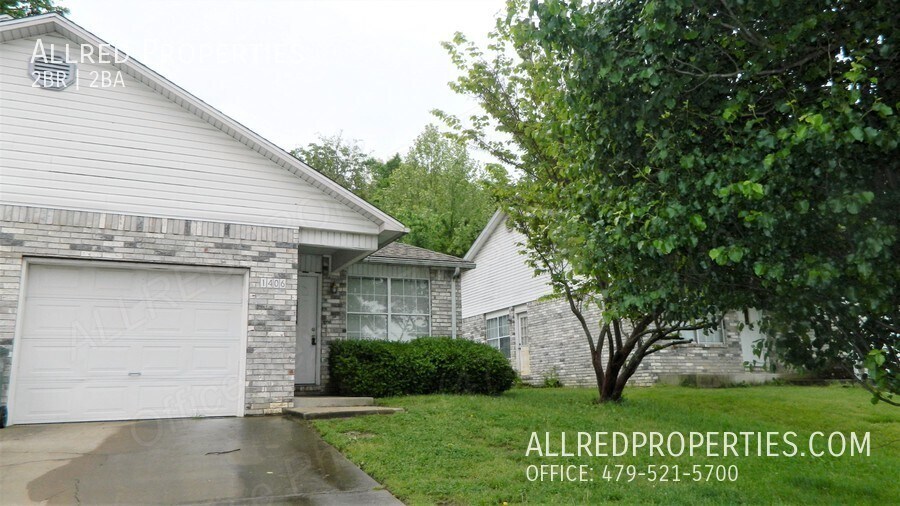 Primary Photo - Duplex in Fayetteville
