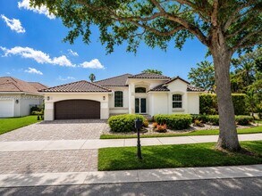 Building Photo - 2616 Oakbrook Ct