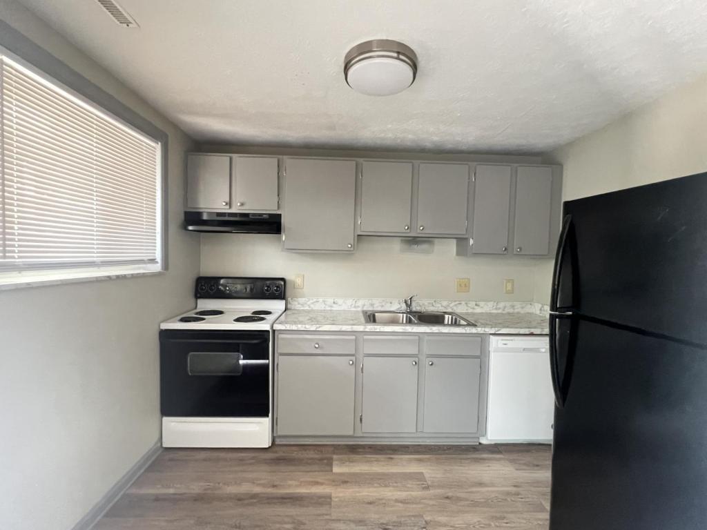 Foto principal - 355 E 20th Ave
