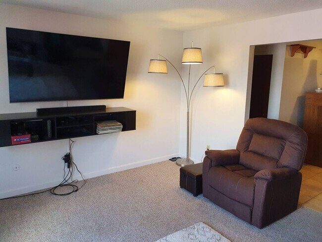 Living Room - 14 Tiffany Rd