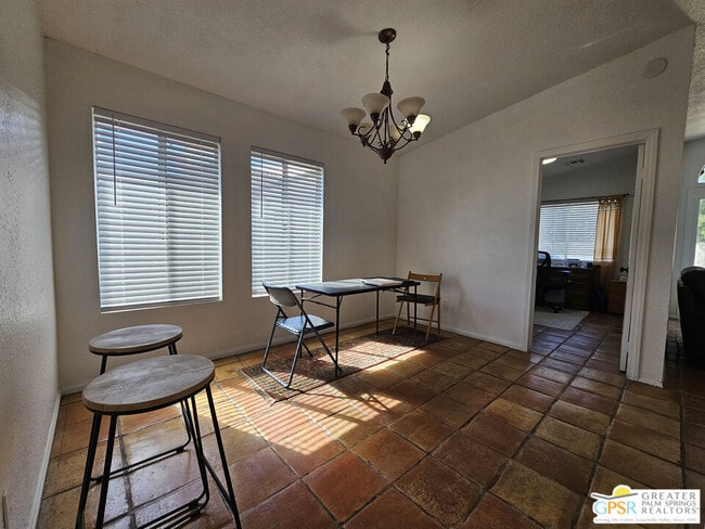 Foto del edificio - 31765 Victor Rd