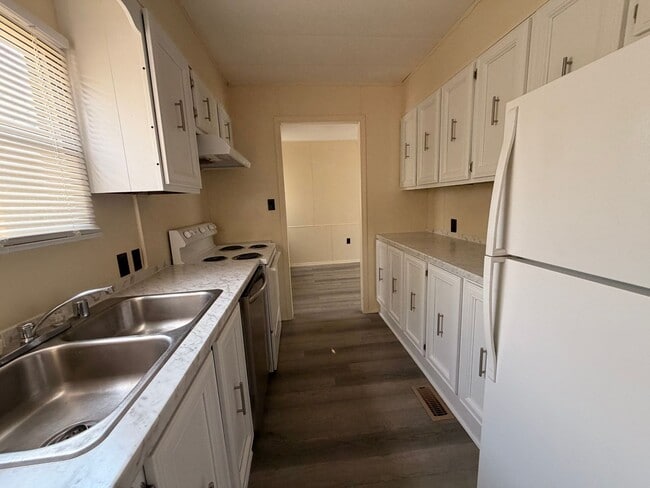 Building Photo - Charming 3-bedroom, 2-bathroom home in Dover, AR.