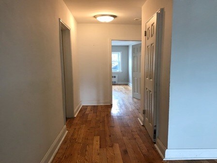 Foto del edificio - 2471 Coyle St