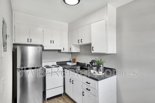 Foto del edificio - 5032 Shirley Ave