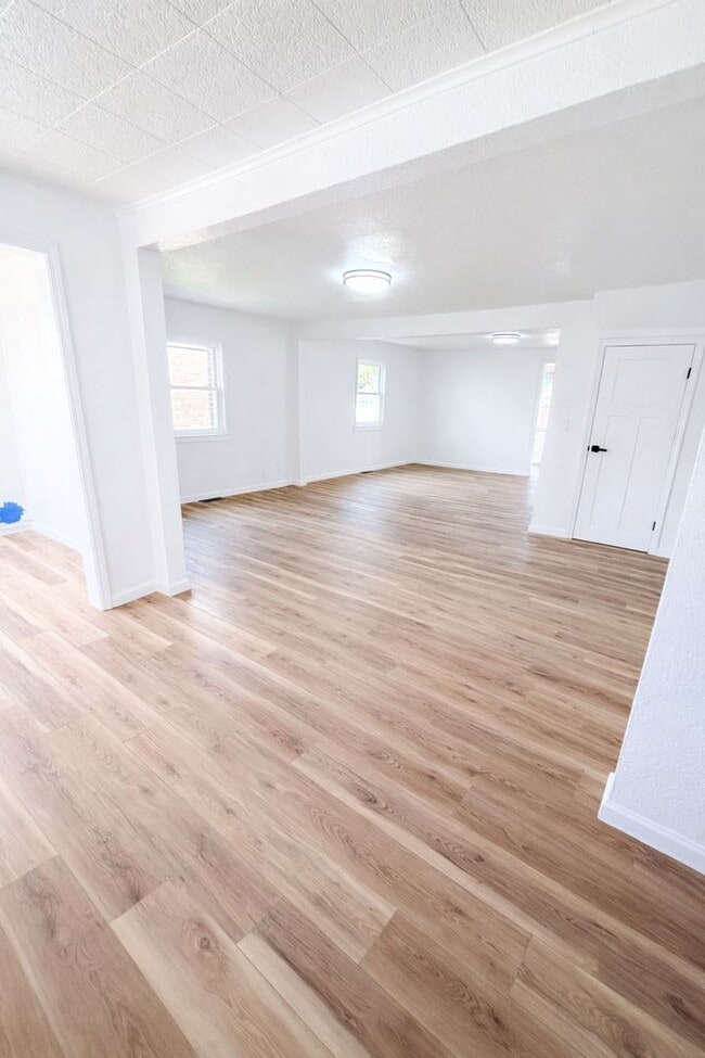 Foto del edificio - Wapak – Fully Remodeled Home with 2-Car Garage