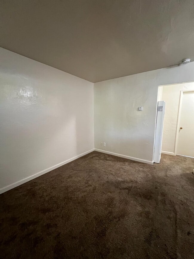 Foto del edificio - 2404 N Angus St