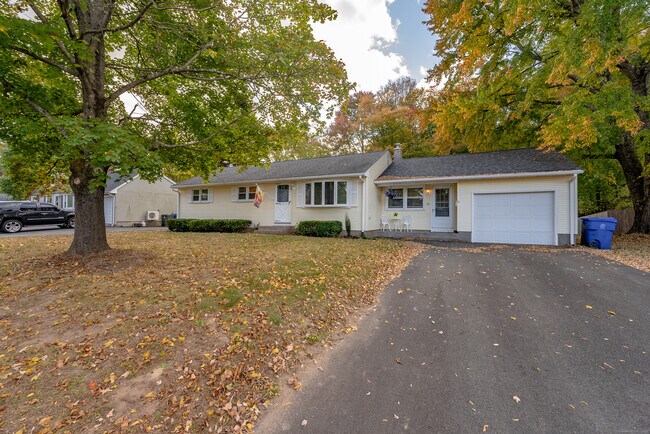 Building Photo - 14 Alaimo Dr