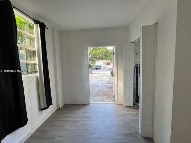 Foto del edificio - 2126 Arthur St