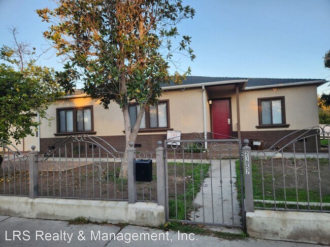 Foto del edificio - 3 br, 2 bath House - 21057 Runnymede St.